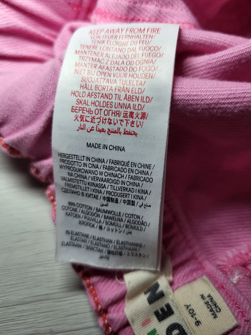 Mini Boden pink shorts
